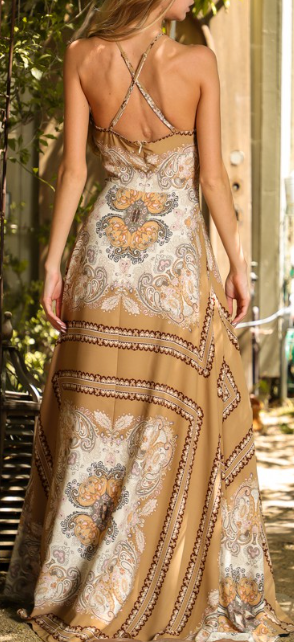 Cassandra Maxi